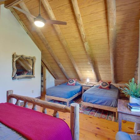 Cozy Log Cabin Getaway With Fire Pit And 3 Acres! Ruckersville Экстерьер фото