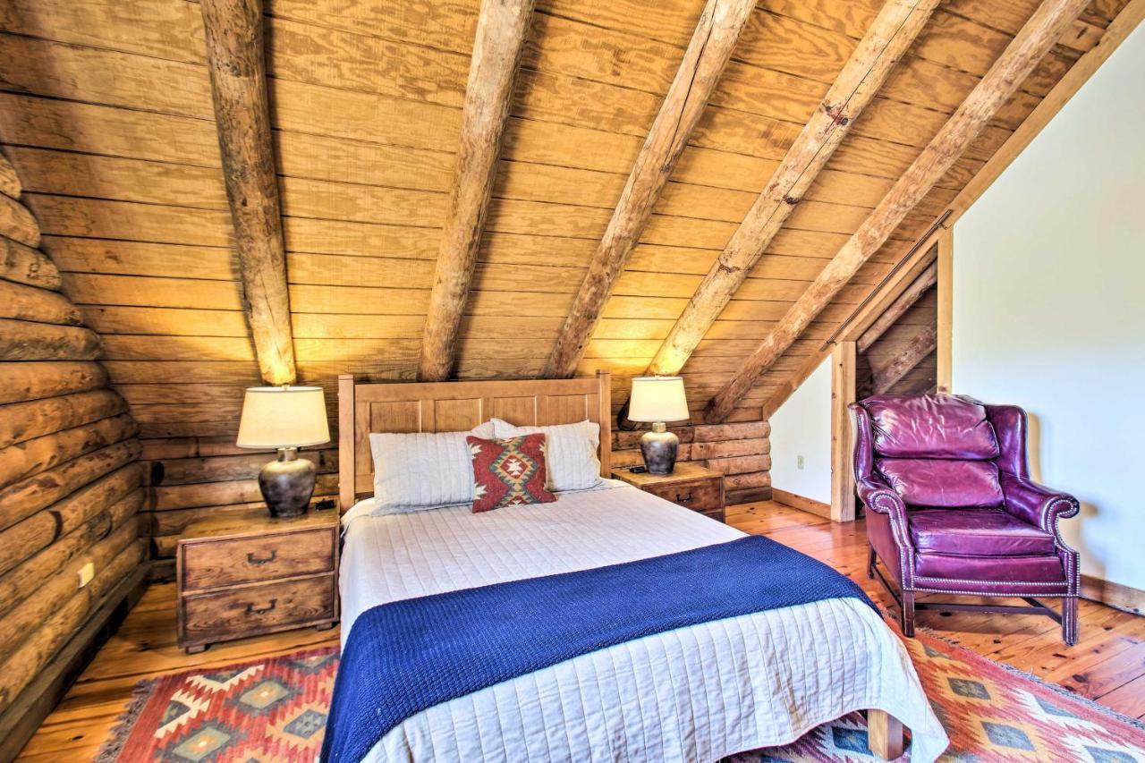 Cozy Log Cabin Getaway With Fire Pit And 3 Acres! Ruckersville Экстерьер фото