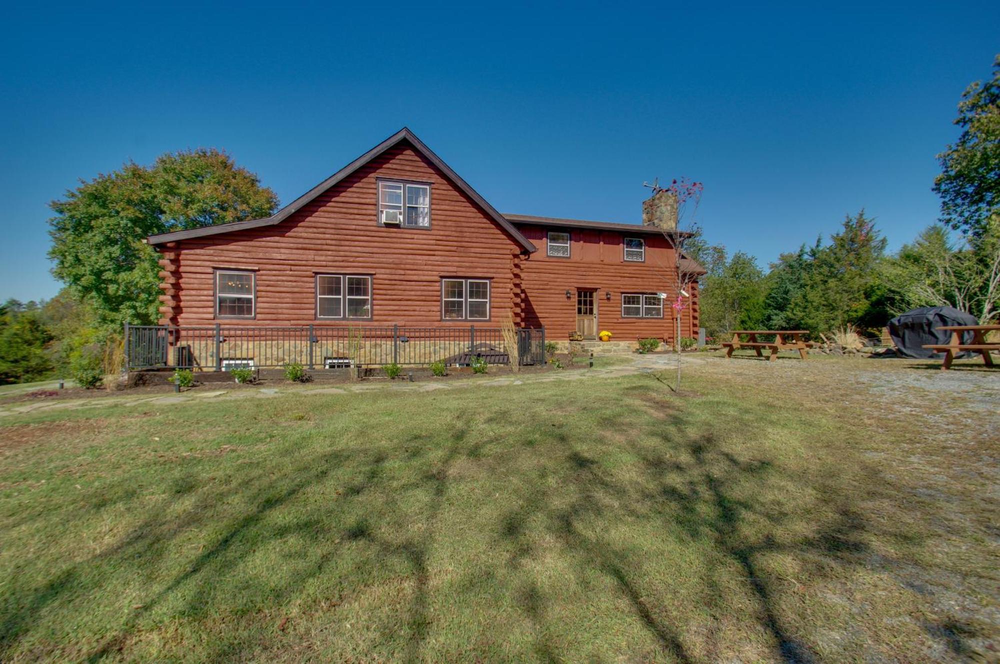 Cozy Log Cabin Getaway With Fire Pit And 3 Acres! Ruckersville Экстерьер фото