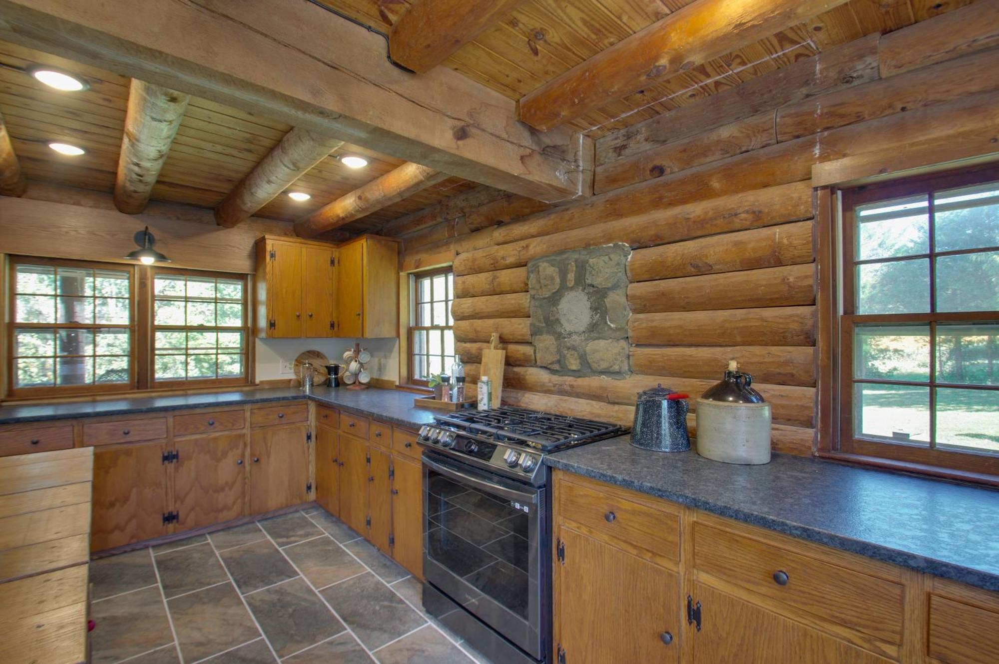 Cozy Log Cabin Getaway With Fire Pit And 3 Acres! Ruckersville Экстерьер фото